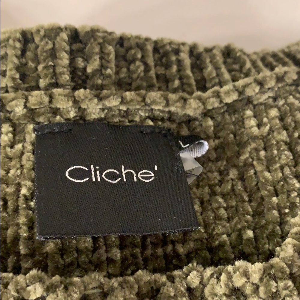 Sweater - Picture 2 of 4
